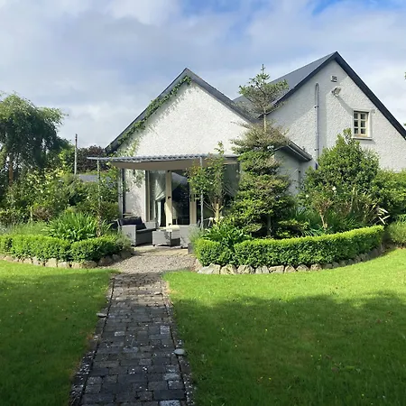 Ballybur בית כפרי