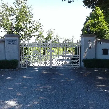 Ballybur Country house *