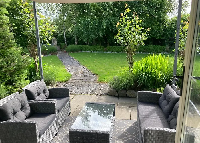 בית כפרי Ballybur *