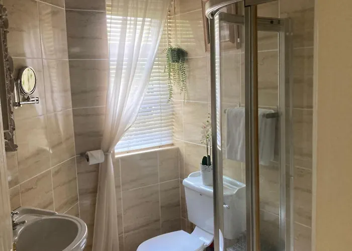 בית כפרי Ballybur *