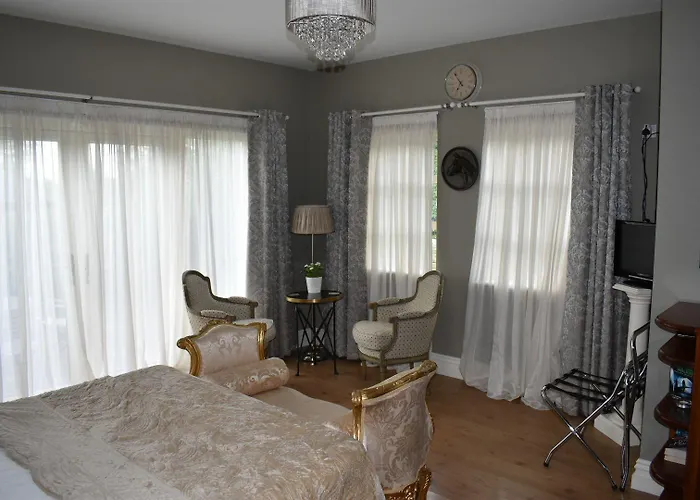 בית כפרי Ballybur *